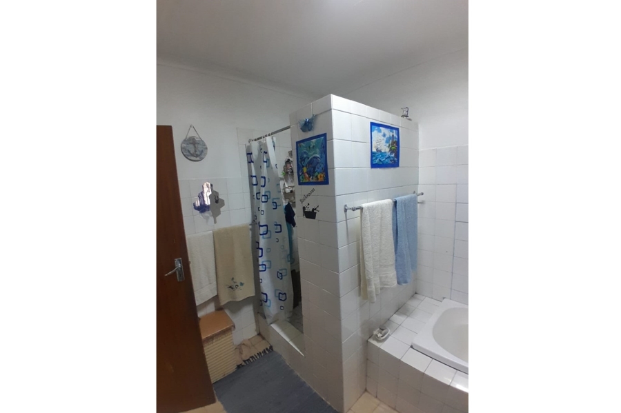 4 Bedroom Property for Sale in Deneysville Free State